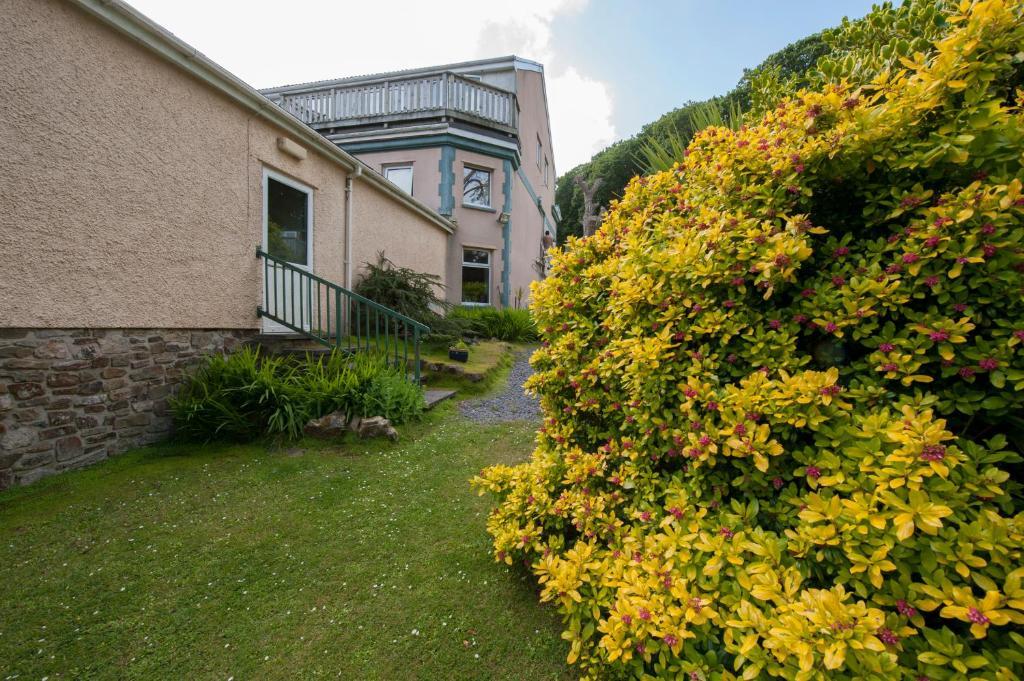 Cwmwennol Country House Guest House Saundersfoot Exterior photo